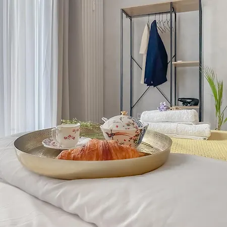 Stylish Center By Ndk Apartment *